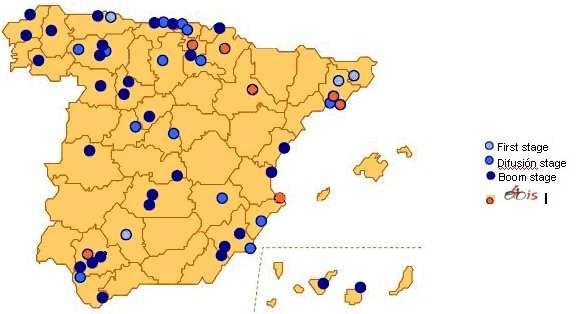 1. Country overview Spain has a total population of 46,661,950 inhabitants and an area of roughly 504,645 square kilometers with a concentration of population around the coast and the central