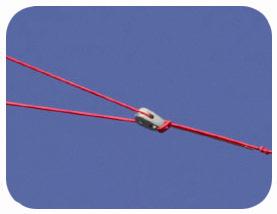 SELF TENSIONING LINE DEFELCTORS: To stop your lines getting wrapped around the strut ends even when you roll your