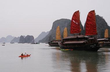 We also offer a Hanoi and Halong Bay 3-days / 2-nights pre tour (US$395 per person, no biking) that includes an overnight on a junk in the World Heritage Park,