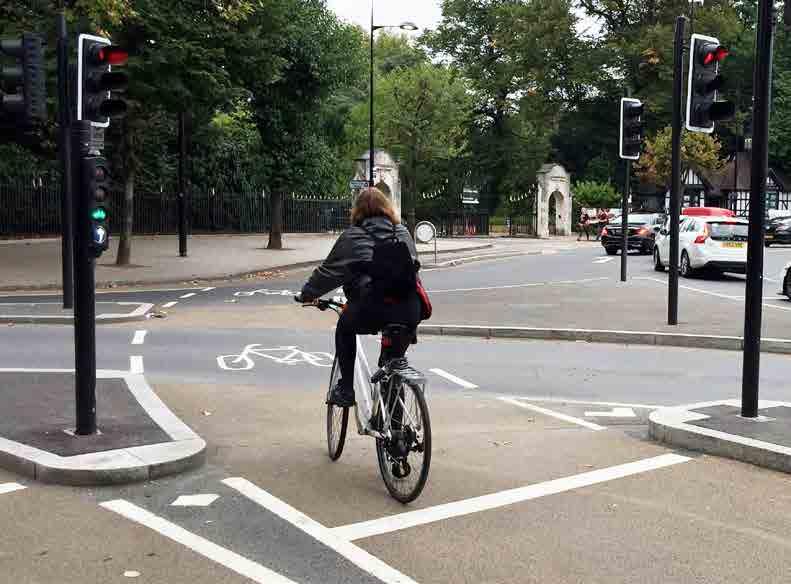 traffic lights, careful phasing and dedicated cycle tracks can be used to create safe conditions for all road users.