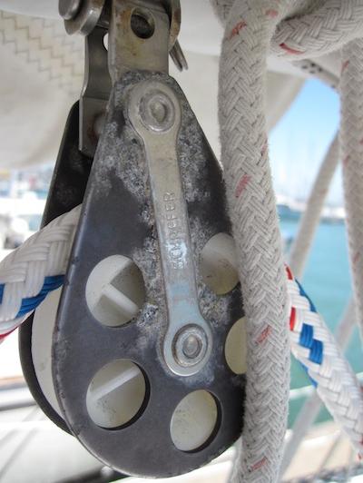 *B8 All other blocks, tracks and cars are a combination of Harken or Schaefer and in serviceable condition. Mainsheet traveler system Corroded mainsheet block *B8 B.