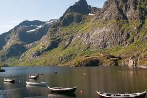 Sea kayaking through the Lofoten fjords is an incredible experience; the Lofotoen Wall, a dramatic collection of mountain peaks, surge straight out of the ocean providing spectacular paddling.