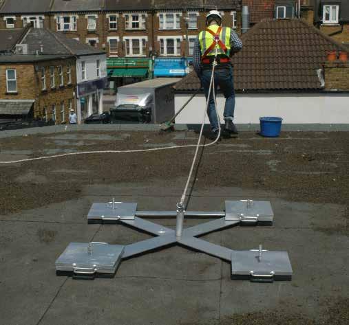 The unit is ideal for short term maintenance operations to flat roofs or to the plant and equipment installed at roof level such as AC units, telecommunications equipment etc.