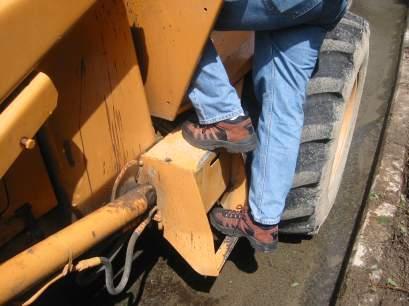 Mounting and Dismounting Equipment Clean footwear of mud, snow, ice, grease, or any other contamination.