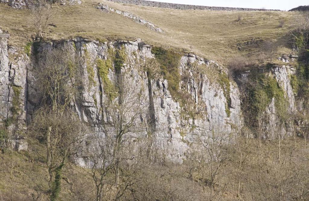 Malpossessed Ravensdale 25 p Cut Loose or Fly...1fΩ E3 5c Climb the crack and wall on the right, avoiding the urge to bridge into the groove on the left. FA. Phil Burke, Keith Myhill 178 a Wilt.