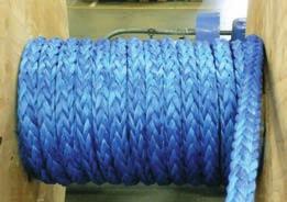 AmSteel -Blue is a torque-free 12-strand single braid that yields the maximum in strength-to-weight ratio and, size for size, is the same strength as steel yet it floats.