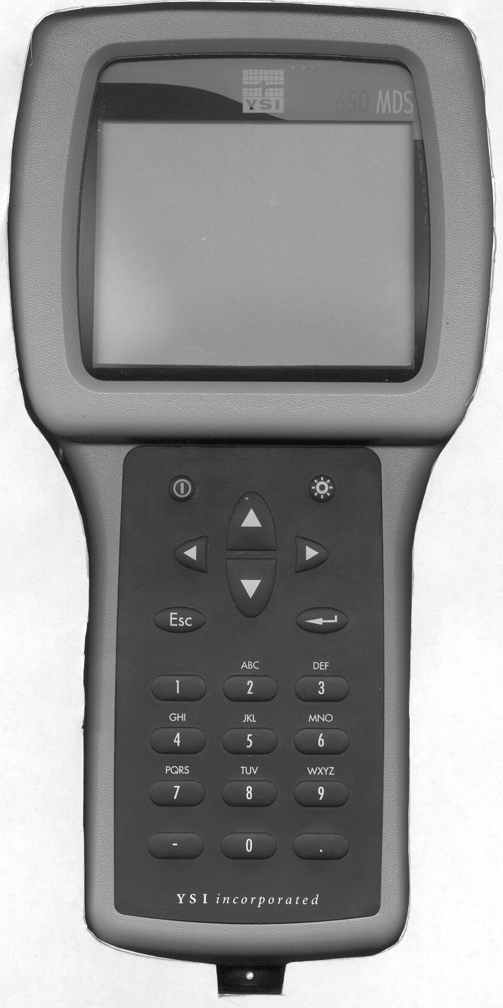 650 MDS Section 3 3.2.4 650 FEATURES The key physical features of the 650 display and keypad are shown in the figures below.