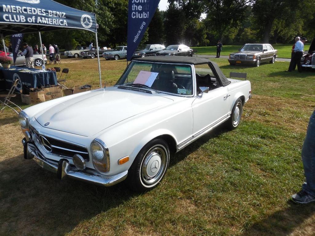 Jerry Robinson s 1964 230SL Great Marques Long Island - 2016 - Old Westbury Gardens. Congrats to Jerry Robinson who entered his car in regional MBCA events and reported.