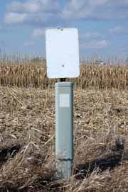 Protect your pedestals year round TriView Pedestal Marker The highly visible TriView Pedestal Marker has a triangular design that ensures your warning message and pedestal can be