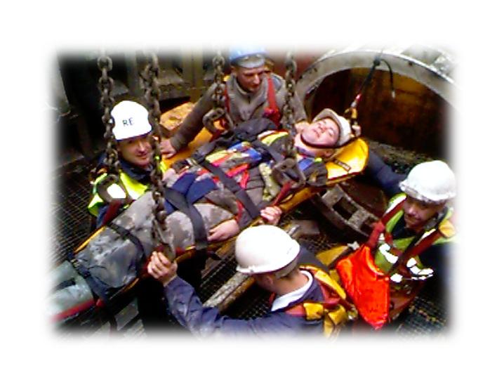 What are the reasons for people getting injured or dying in confined spaces when carrying out maintenance?