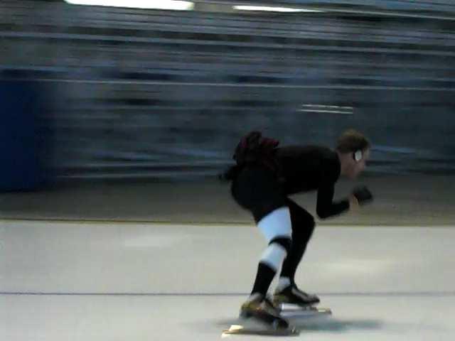 Right Foot Pushing: the skate is in contact with the ice as the skater pushes (Figure 2 - A), 2.