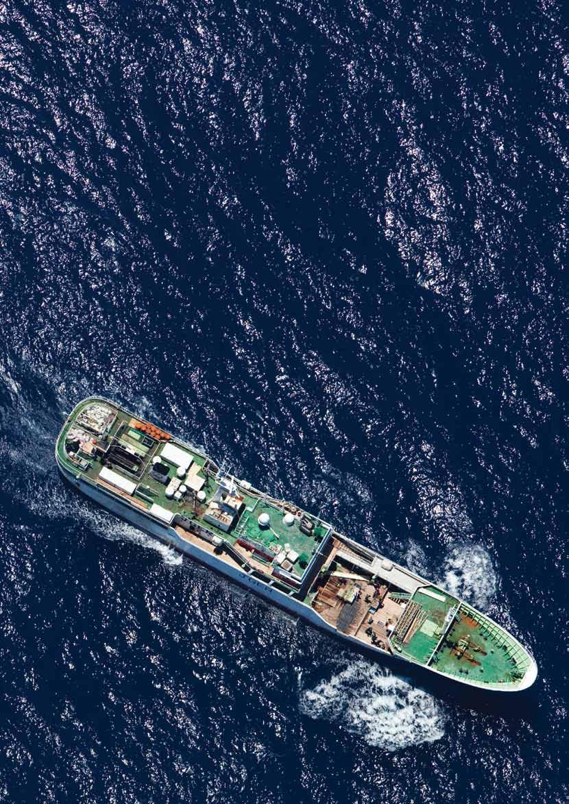 Case study 2 Koyu Maru 3 Koyu Maru 3, a Japanese flagged longliner, was documented hauling its longline by Greenpeace in October 2009.