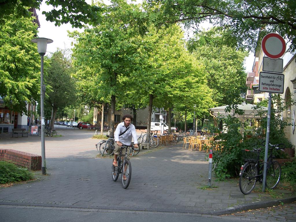 Observations across several European cities suggest that the time and convenience advantage compared to travelling by car is one reason for the relatively high levels of cycling in the cities which