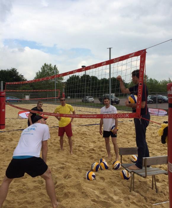 The Volleyball Young Leaders Award is a 6-hour course designed to be used by clubs, schools and youth groups.