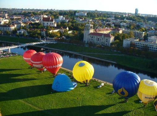 Ballooning Lithuania is lucky having a possibility to fly over Vilnius,