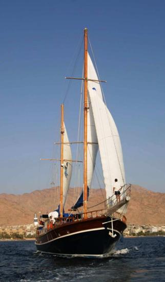 & bathroom - Charter transfer - between Jordan & Egypt - Cruising - Pharaoh s Island, Regional Waters, Sunset Cruise, Diving, Snorkeling & Fishing Aladdin 24-100 ft.