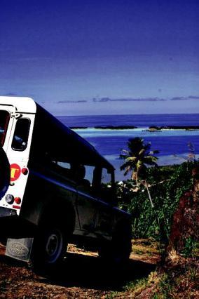 30pm Private tour: 55 000 xpf Shared tour: 7 500 xpf per person JEEP SAFARI TOUR Discover the highland of Bora Bora thanks to a guided tour in the heart of the island.