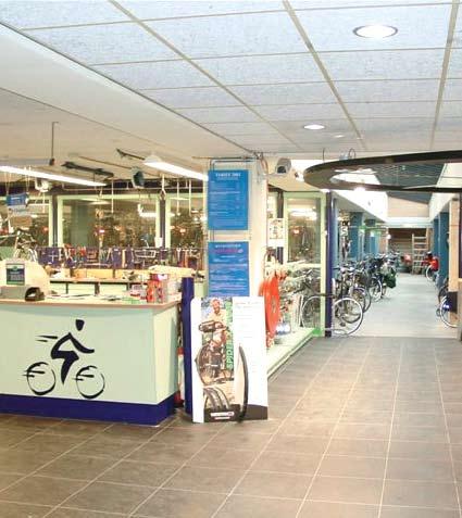 The Netherlands Cyclepoint experience Applied to 40 stations 500 to 3,000 cycles per station Secure smartcard access and comprehensive CCTV coverage Use of double layer cycle racks (more