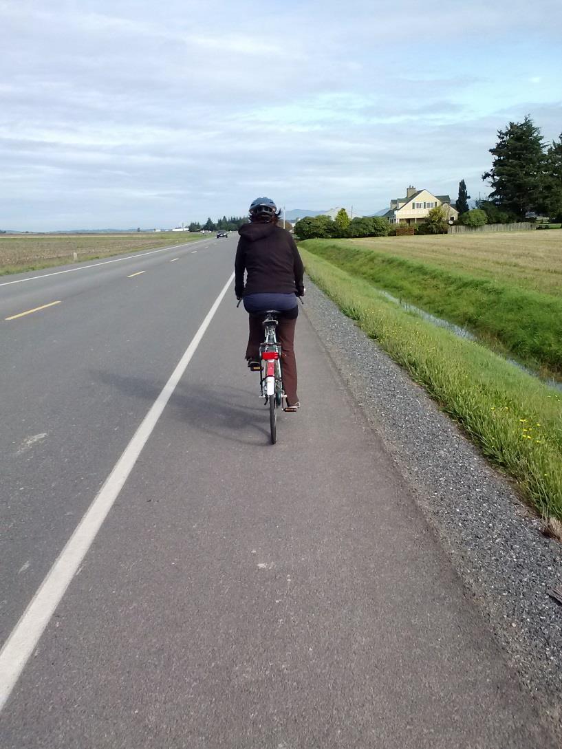 Benefits of Paving Shoulders Provides a stable surface for bicyclists Improves comfort for bicyclists by providing space outside of the motor vehicle travel lanes.