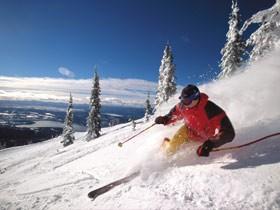 The resort s slopes fan out to more than 3,000 acres and receive more than 300 inches of average snowfall.