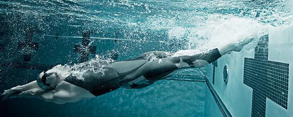 The LZR Racer Swim Suit Introduction The LZR (pronounced laser) Racer suit was the first suit of its kind meant for the world s elite competitive swimmers.