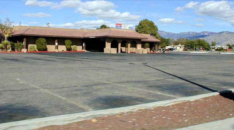 1-52 Albuquerque NM Parking between