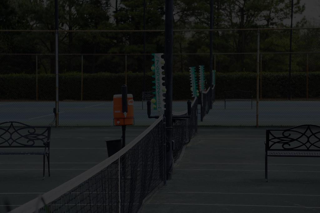 Tennis News July 4th Adult Tennis Socials Saturday, June 24. 4:30-8pm 9-11:30am: Session 1 (32 player limit) 11:30-2pm: Session 2 (32 player limit) Sign up at www.ncsuclub.