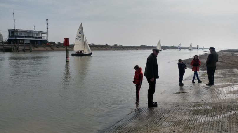 12 people had a go at dinghy sailing, we received positive feedback from all tasters, some became new members, whilst others showed a keen interest in learning to sail and wanted to join once they