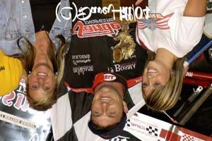 7/17/04 KNOXVILLE RACEWAY, Knoxville, IA July 17, 2004 By Bob Wilson McCarl Takes 40 th Career Win at Knoxville; 200 th Career Too Knoxville, Iowa - Terry McCarl captured his 40 th career feature
