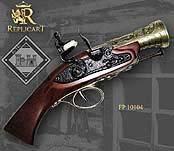 World Wars French pirate blunderbuss 18th century iron Ref: FP10103 A firm favorite of 17th and 18th century French pirates, the compactness and widespread shot of the blunderbuss made them an ideal