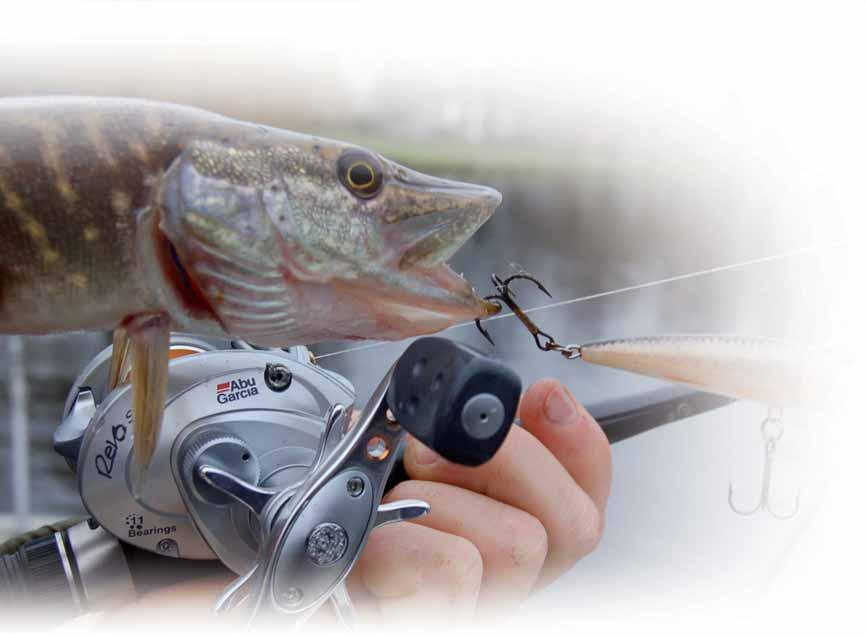 BAITCASTING REELS > LOW PROFILE Ambassadeur Revo S The Revo S features an aluminium frame and side cover, Duragear brass gears,