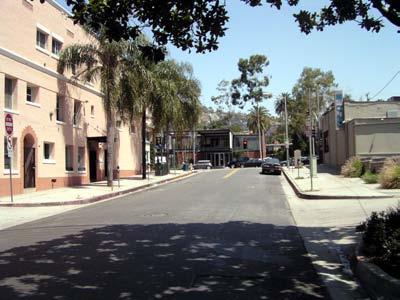 La Jolla Avenue facing north to Santa