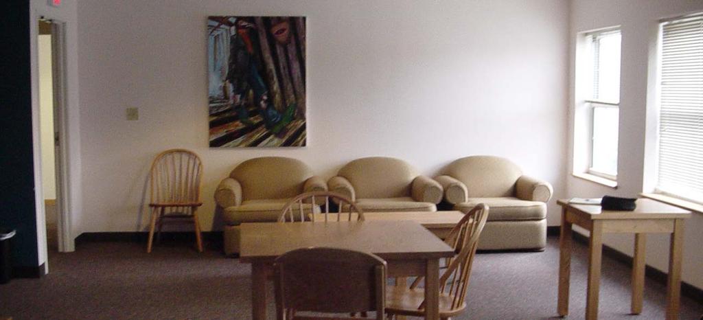 Lounge * 15 4 sofa/chairs, 1