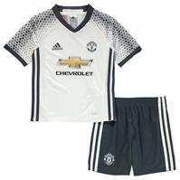 5-6 adidas Manchester United 3rd Mini Kit