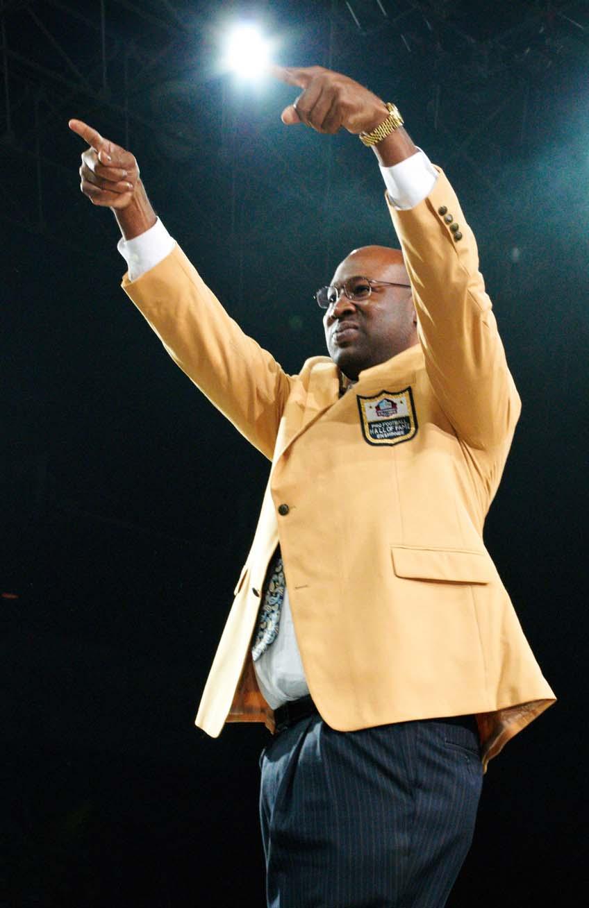 Each member of the Pro Football Hall of Fame receives his Hall of Fame Gold Jacket during the Enshrinees
