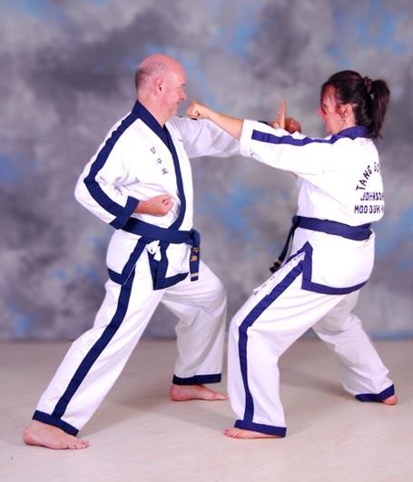 REQUIREMENTS FOR YELLOW BELT 10 th GUP Belt meaning: The yellow belt represents a
