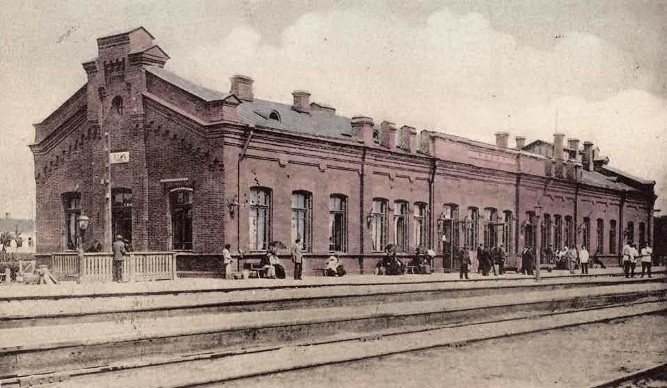 Valga s historical station building in the early 20th century Becoming a railway hub, Valga entered a phase of stormy development.