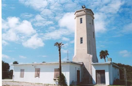 A little over two years later Civil War broke out. The St. Johns River lighthouse remained in service for much of the war until an unnamed Confederate sympathizer shot out the lens in 1864.