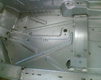 aluminium die-cast - 2 mm aluminium cross beam with different tightening torques A-pillar Fixation of car