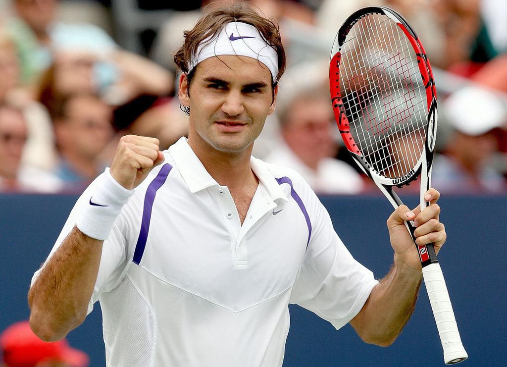 The U.S. Open In a men s final that made up in historical significance what it lacked in drama, Roger Federer dispatched Andy Murray 6-2, 7-5, 6-2 in Arthur Ashe Stadium at the U.S. Open to become the first player to win five straight Open titles and five straight Wimbledon crowns.