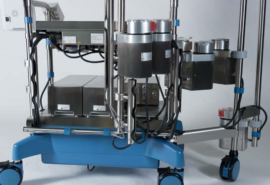 ergonomics, flexibility and modularity The S5 system design is fully modular, to be configured according to the specific clinical needs of the perfusionist, allowing to accomodate a large variety of