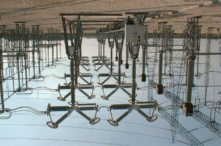 Picture 1: 500 kv SF 6 /CF 4 Live Tank Circuit Breaker at Manitoba Hydro s Dorsey Substation Over the years, the performance of high-voltage outdoor circuit breakers during cold-weather conditions