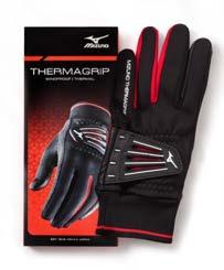 Feel is enhanced with 3D cut leather palm and thumb pads, as well as the use of Mizuno FlexMesh on the upper.