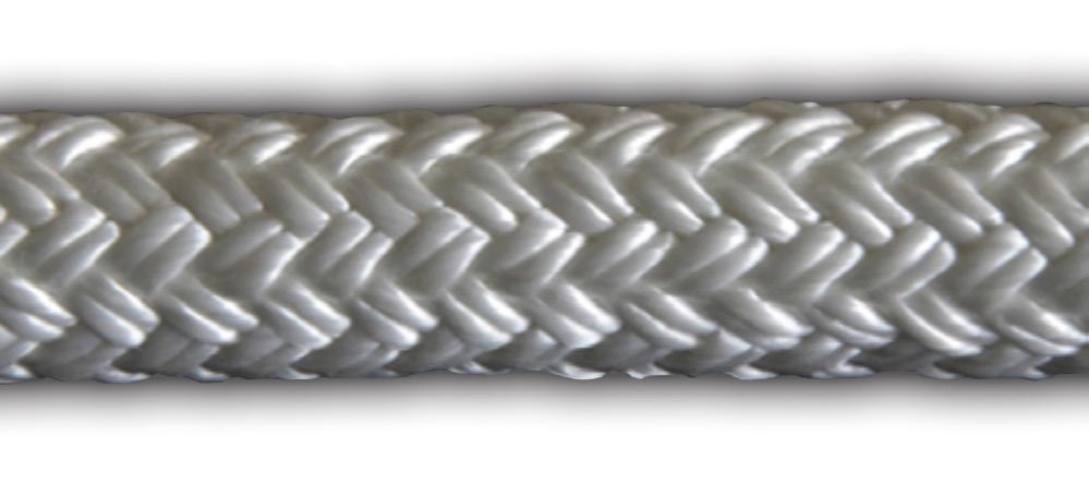 SuperMaxP SuperMaxP rope consists of a UHMPE Dyneema SK75 strand rope core inside a marine finished polyester braided jacket.