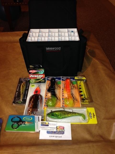 com Lot #4: Lure package and Lakewood Junior Muskie Tackle box (black) All lures & equipment included in the photo ($20 MTO gift certificate, 2 x