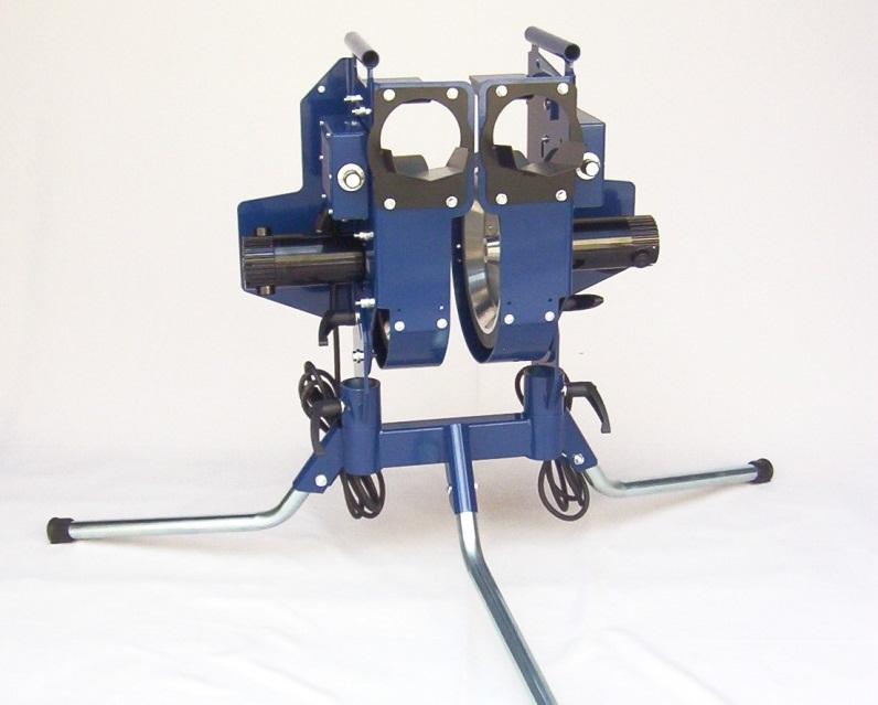 REMOVING CONTENTS FROM PACKAGE 1. Before removing the machine heads from the boxes, set up the Tripod Stand assembly. If you ordered the QRL with the machine, it has been factory installed.