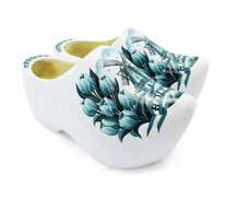 Blue and White Delft Decorated Wearable Wooden Shoes Wooden Shoe Sizes and Prices cm Size USA Size Item No. Price Infant Child Men Women 12cm 3 - - - 121012 $16.50 13cm 4-5 - - - 121013 $16.