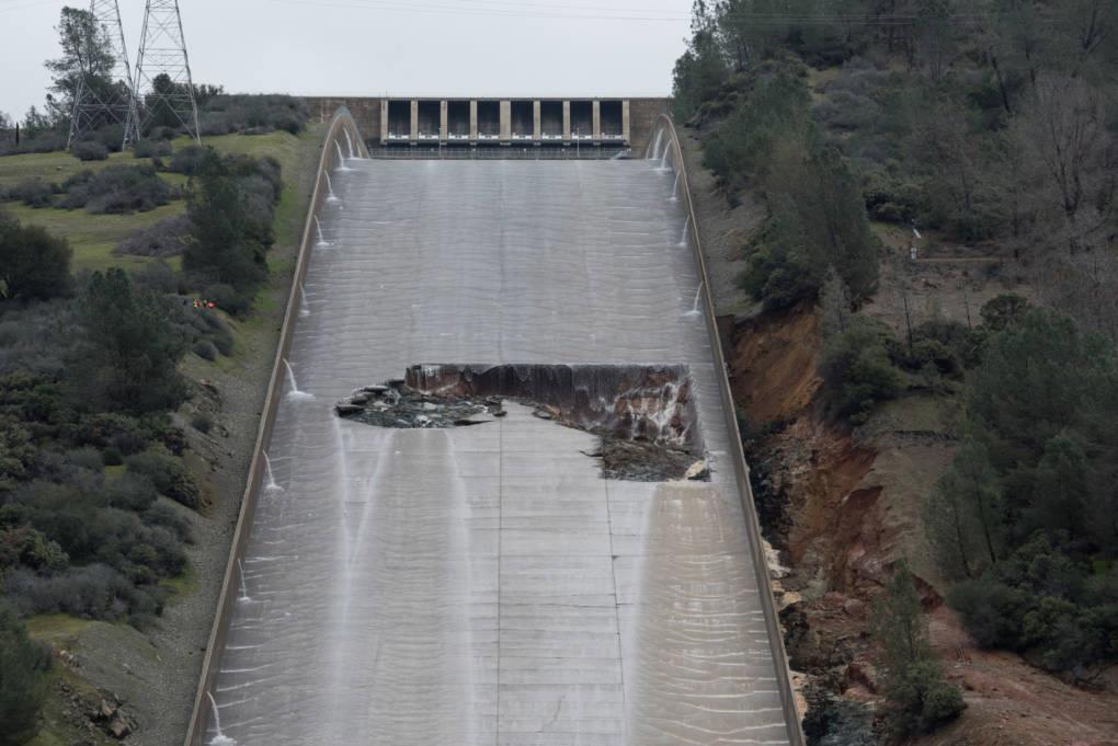 Timeline of events Early to mid-jan: series of storms; main spillway gates