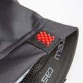 swim and bike Flat-lock stitching 2 small pockets on hip for nutrition during run GIRO