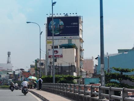 .. sumikura crescent mall Phu my hung With many year - experience, VINAMAD currently owns many Billboard locations in HCMC,